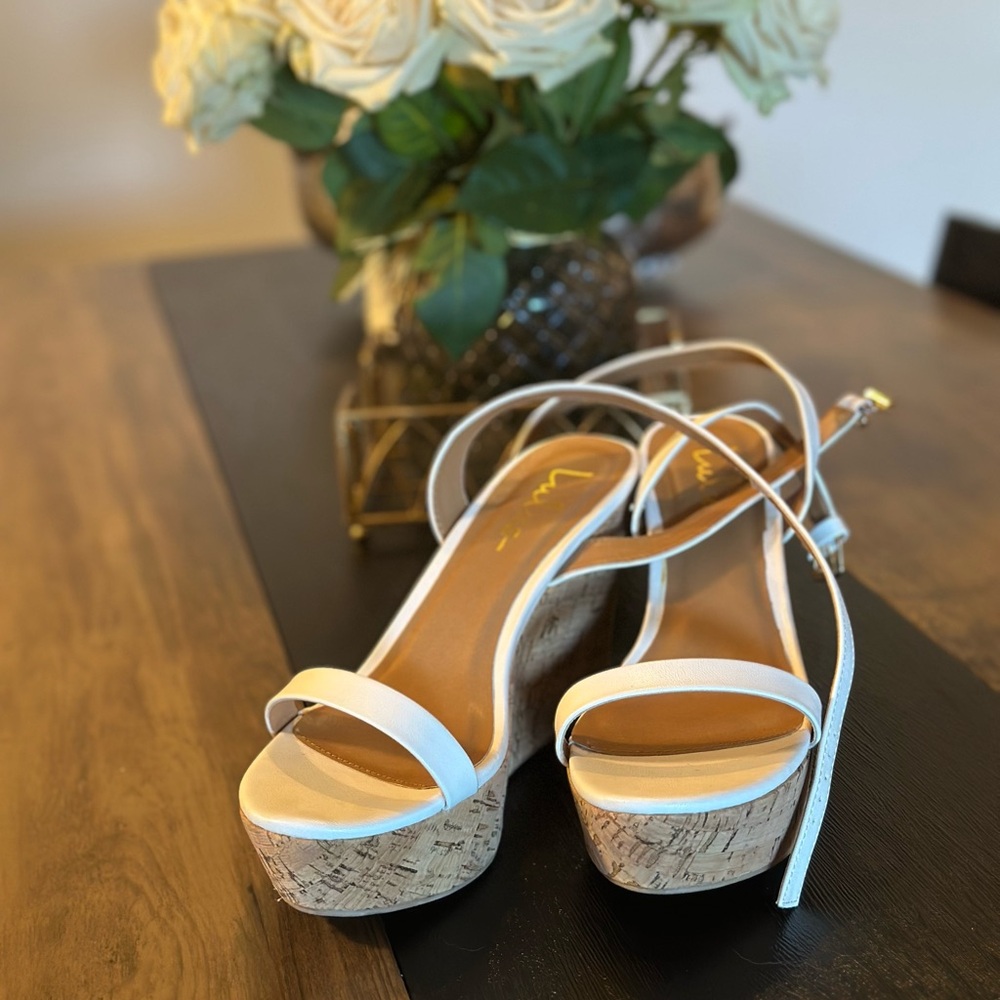 Lulu's Chic White Platform Heels